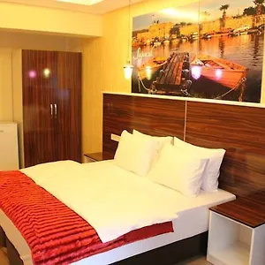 Lucid Otel