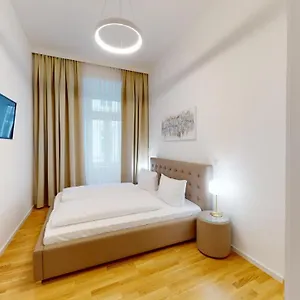 Alon Homes - Premium Center Daire